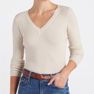 Light Cream Ribbed V-Neck Sweater — Slim Fit